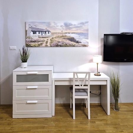 Ariadna - Pantheon Apartments Krakow Bagian luar foto